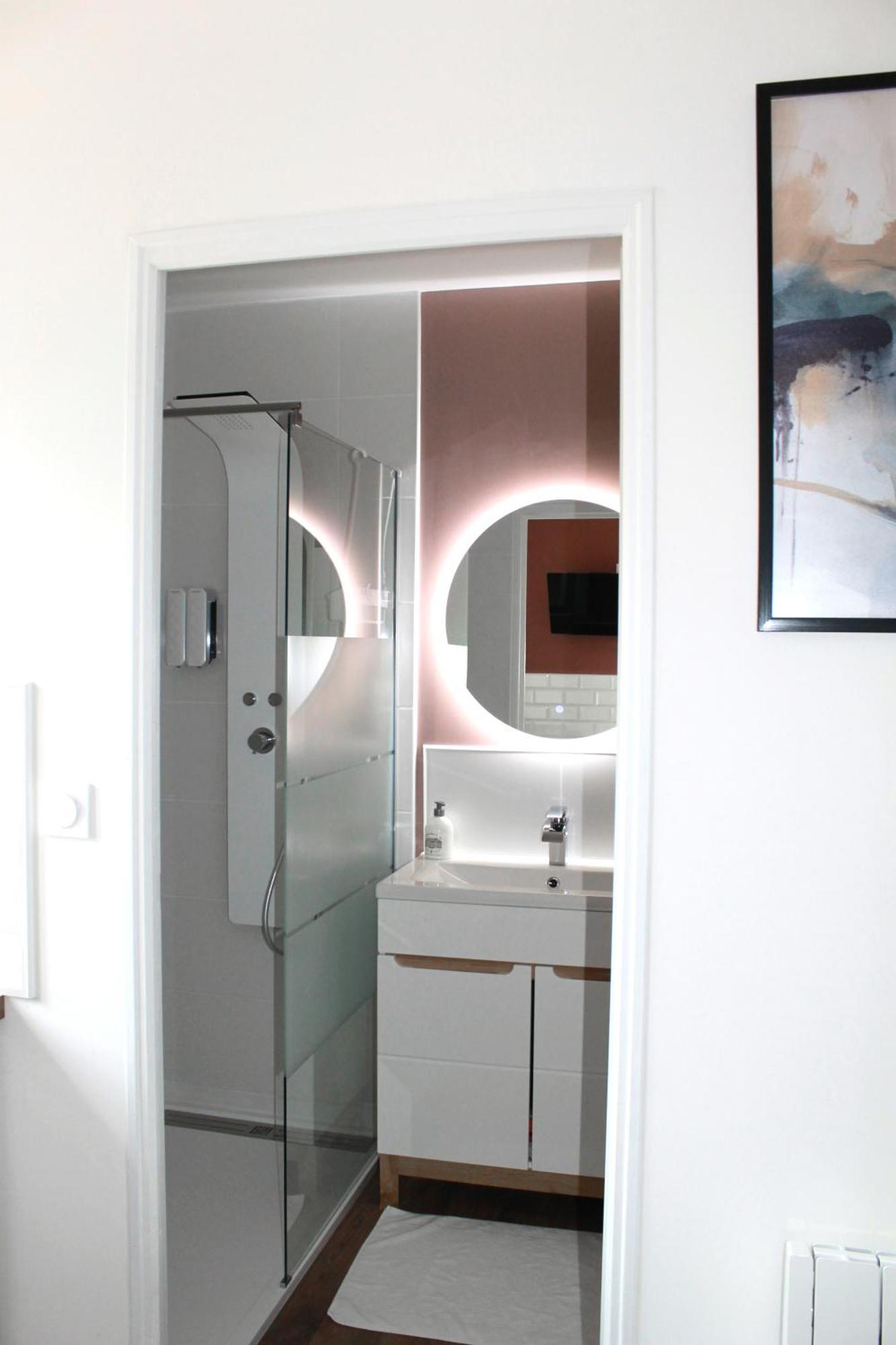 L'Equinoxe - Parking Prive - Zapart'Hotels Malesherbes Dış mekan fotoğraf